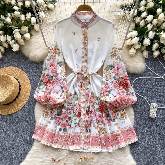 European elegant sleeve dress